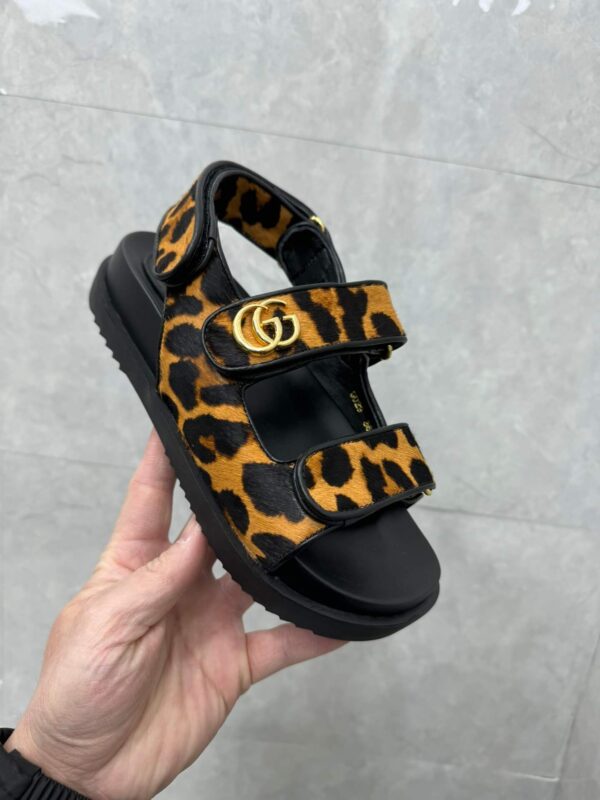 Gucci Tiger Print Double G Sandals